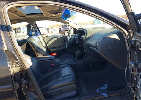 2000 Pontiac Grand Prix Gt from USA, damaged, VIN 1G2WP52K9YF145990